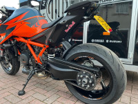 KTM 1290 SUPER DUKE R