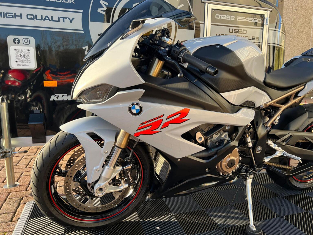 BMW S1000RR