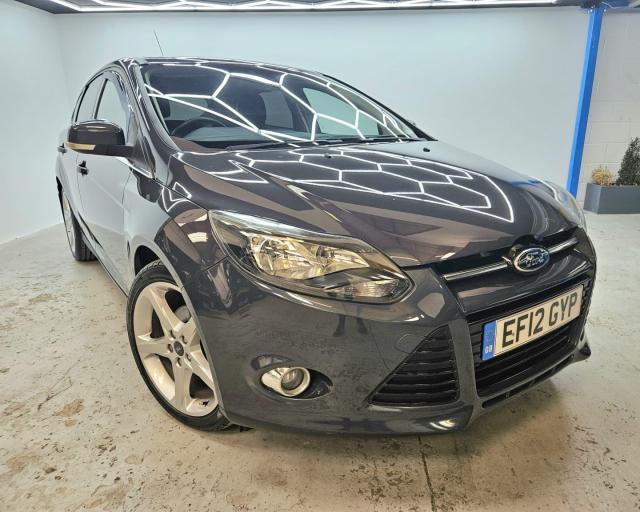 FORD FOCUS 1.6 Titanium