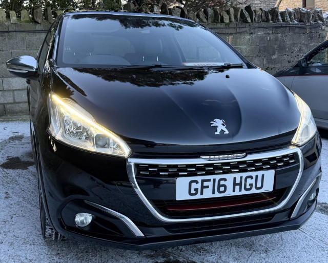 PEUGEOT 208 1.6 THP GTi Prestige