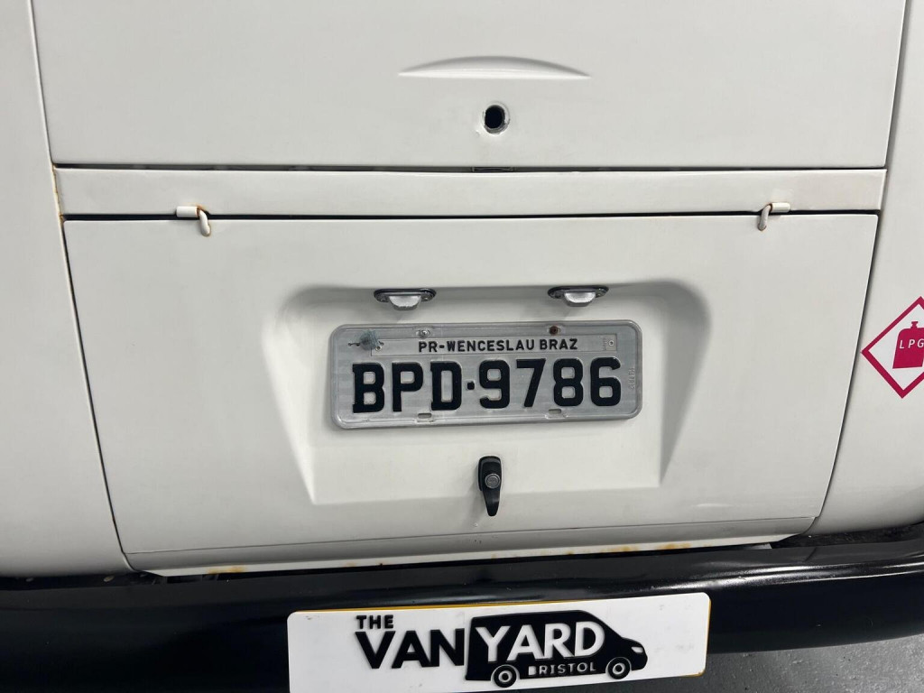 VOLKSWAGEN CAMPERVAN