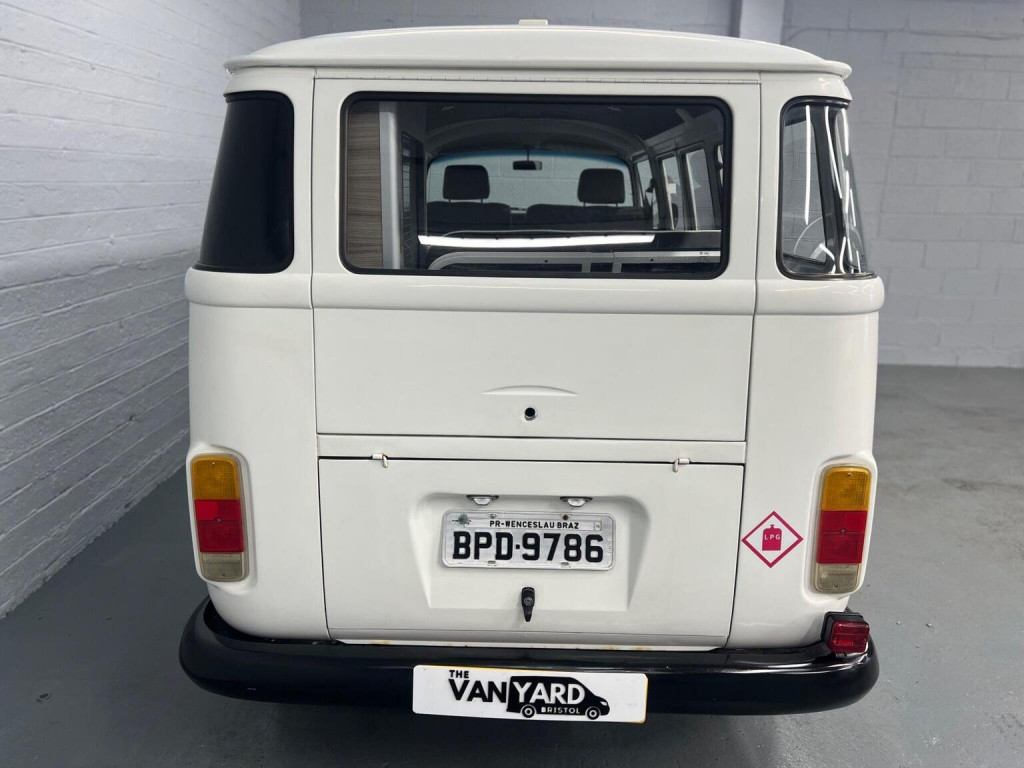 VOLKSWAGEN CAMPERVAN