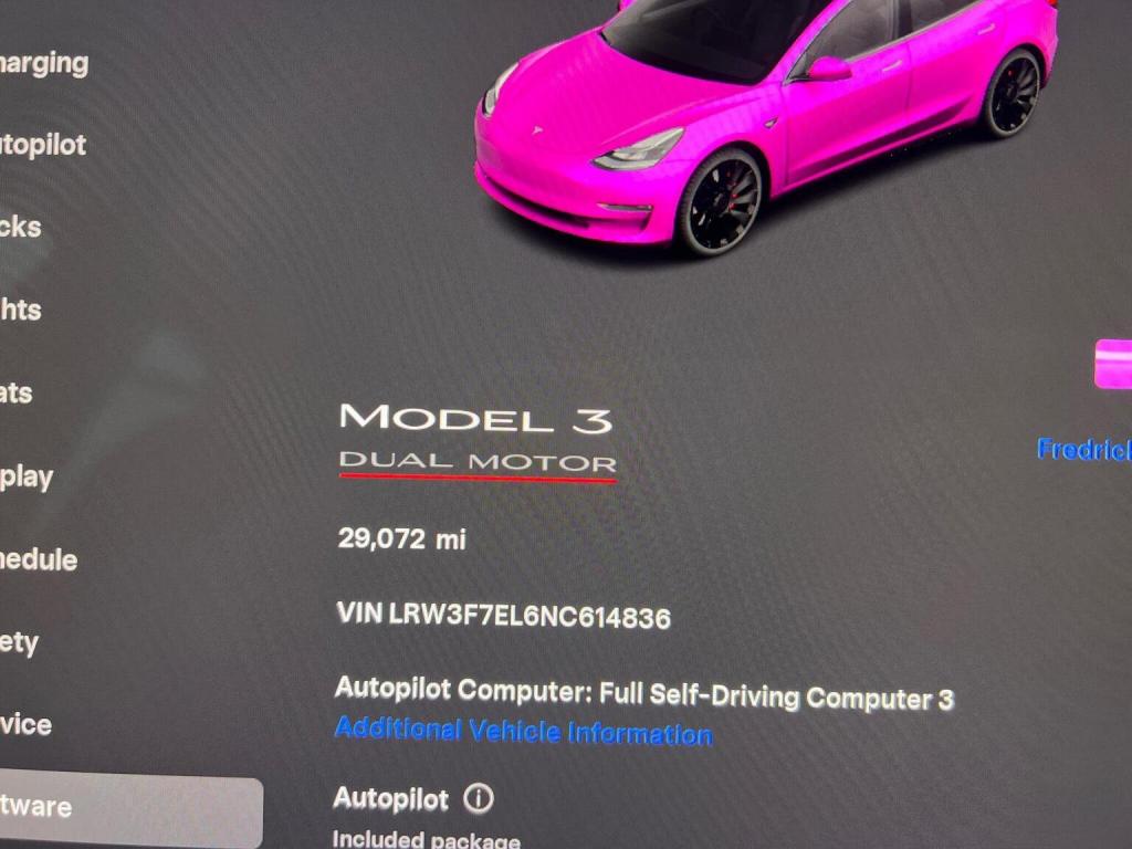 TESLA MODEL 3