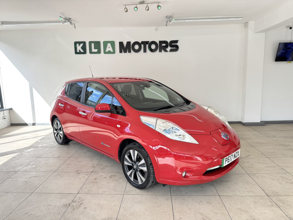 NISSAN LEAF