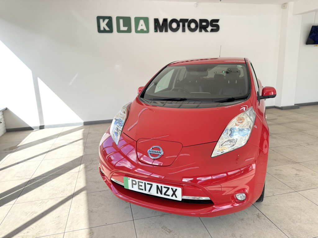 NISSAN LEAF
