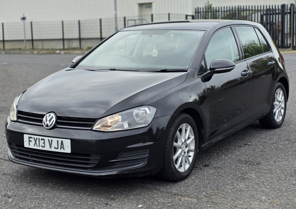 VOLKSWAGEN GOLF 1.4 TSI BlueMotion Tech S