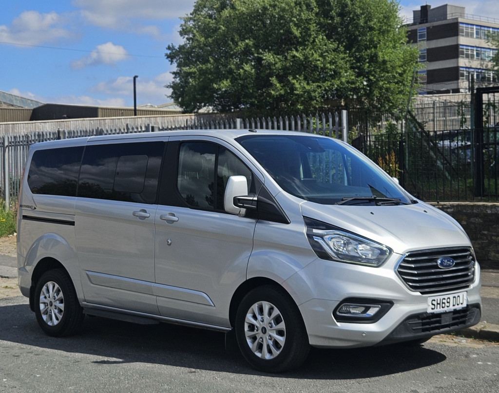 FORD TOURNEO CUSTOM 2.0 320 EcoBlue Titanium