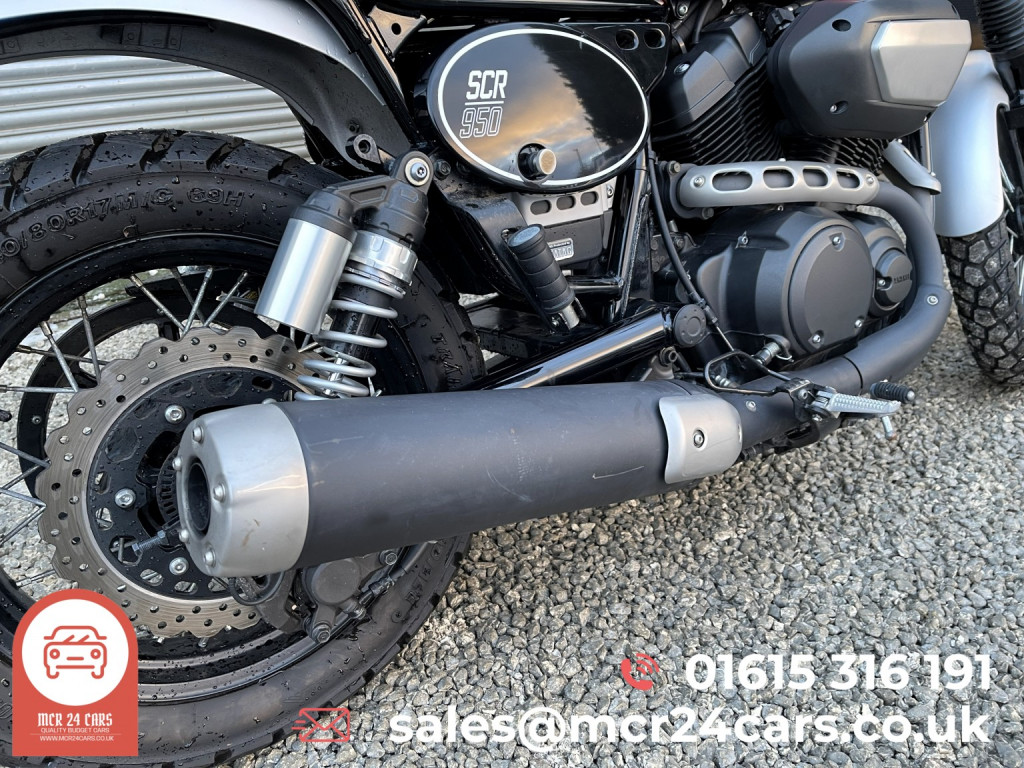 YAMAHA SCR 950