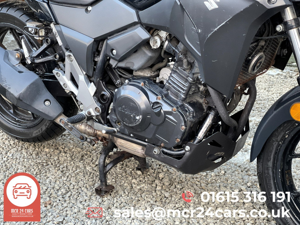 SUZUKI V-STROM 250