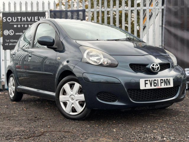 TOYOTA AYGO