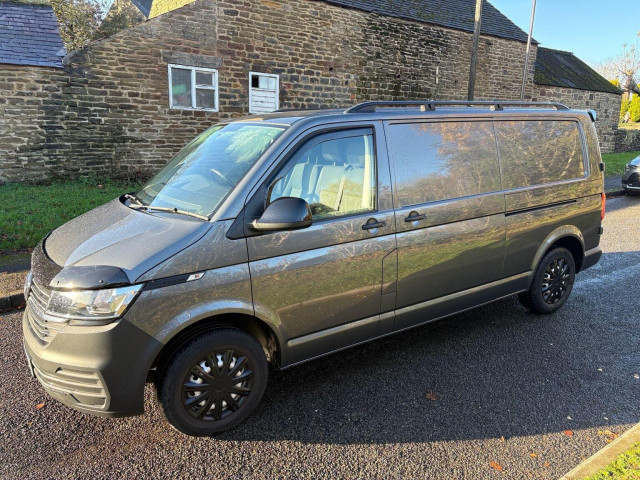 VOLKSWAGEN TRANSPORTER