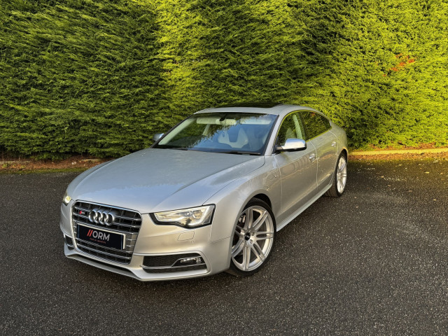 AUDI S5