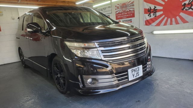 NISSAN ELGRAND