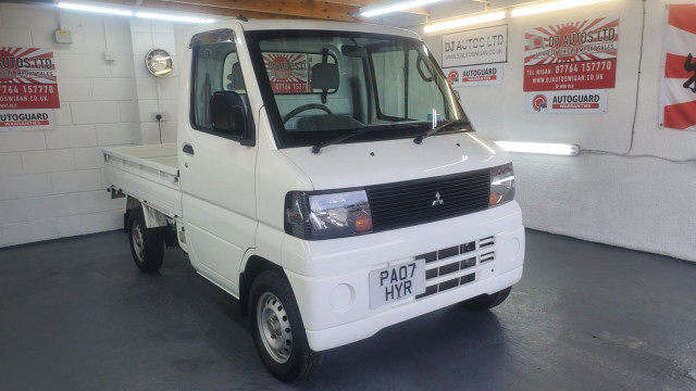 MITSUBISHI MINICAB MIEV