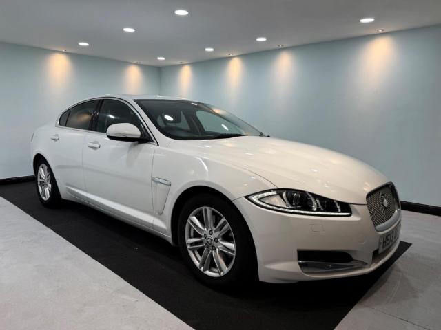 JAGUAR XF 2.2d Luxury Auto Euro 5 (s/s) 4dr