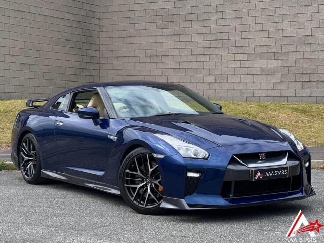 NISSAN GT-R