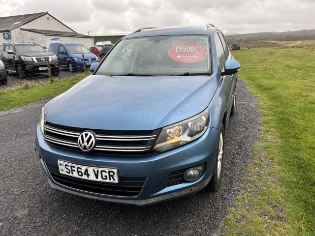 VOLKSWAGEN TIGUAN