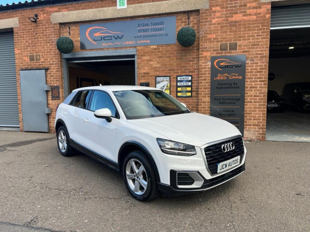 AUDI Q2