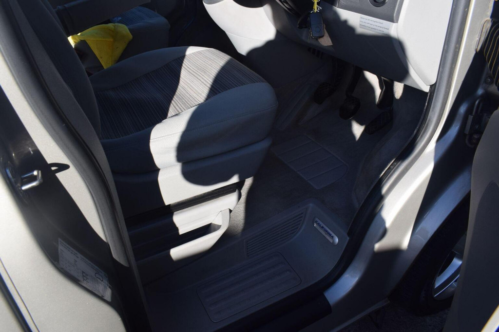 VOLKSWAGEN CALIFORNIA