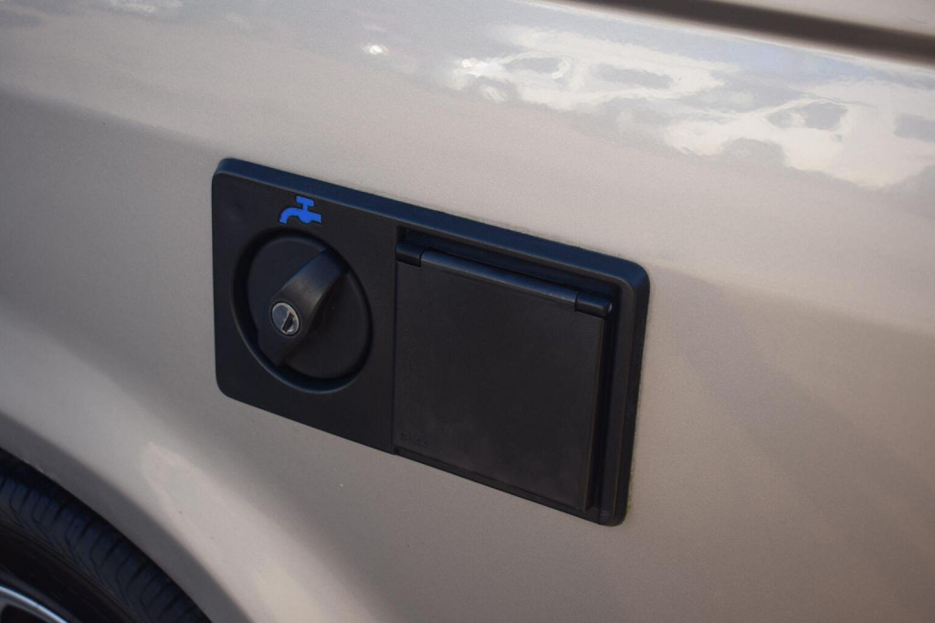 VOLKSWAGEN CALIFORNIA