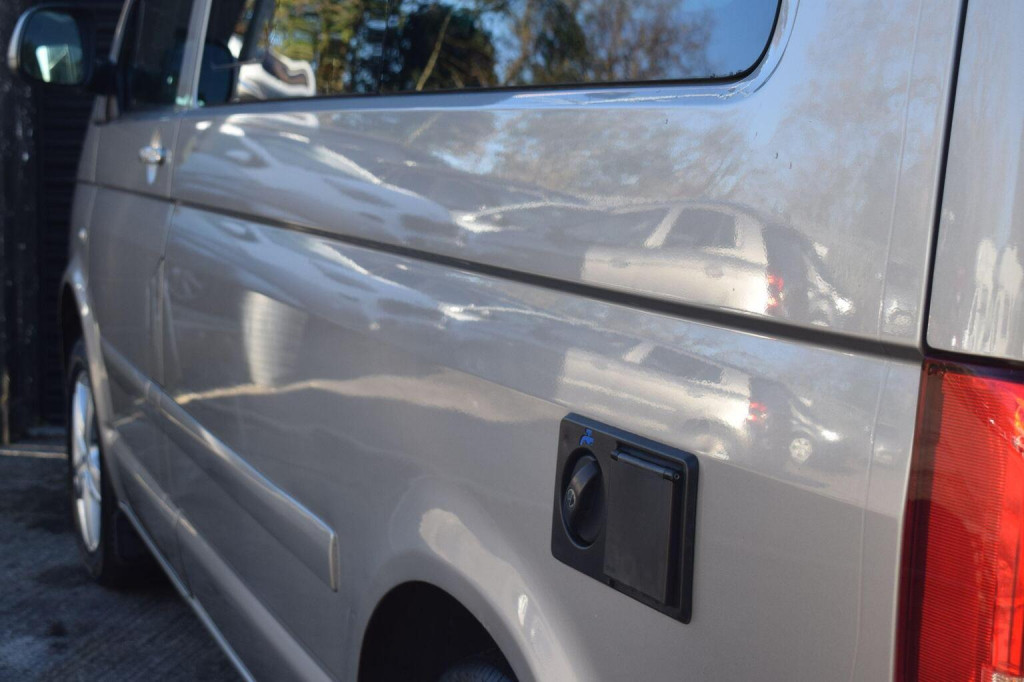 VOLKSWAGEN CALIFORNIA