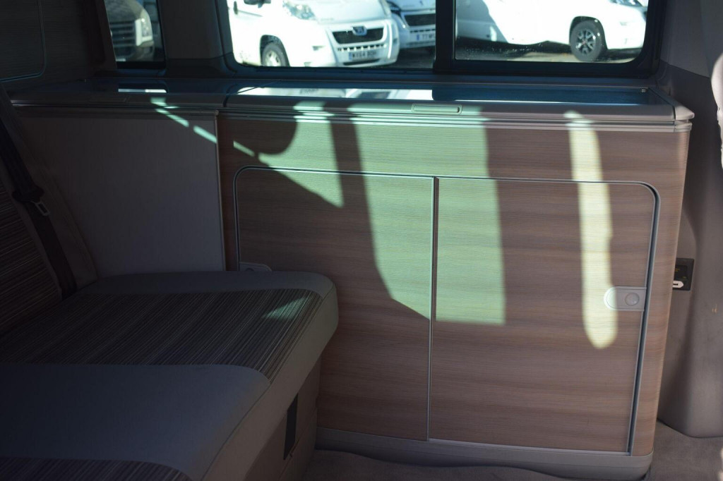 VOLKSWAGEN CALIFORNIA