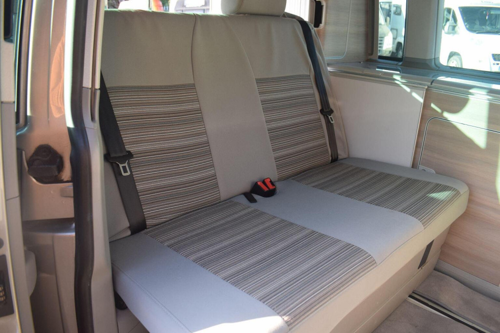 VOLKSWAGEN CALIFORNIA