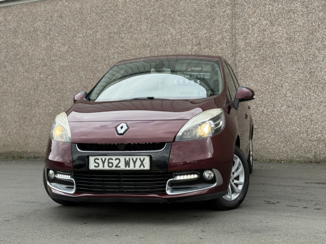 RENAULT SCENIC 1.5 dCi Dynamique TomTom