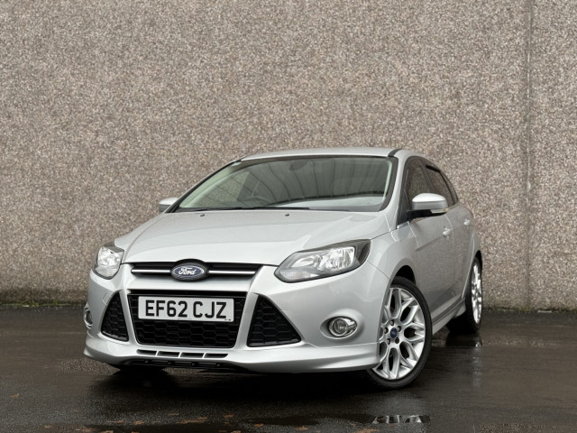FORD FOCUS 1.6 T EcoBoost Zetec S