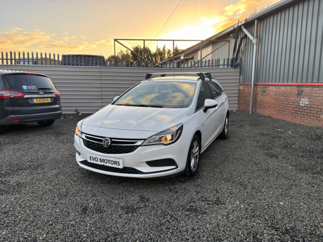 VAUXHALL ASTRA 1.6 CDTi ecoTEC BlueInjection Tech Line Nav