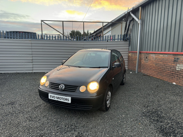 VOLKSWAGEN POLO 1.2 E