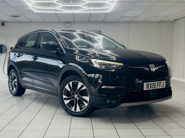 VAUXHALL GRANDLAND X 1.2 Turbo Sport Nav