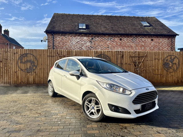 FORD FIESTA 1.0 T EcoBoost Zetec