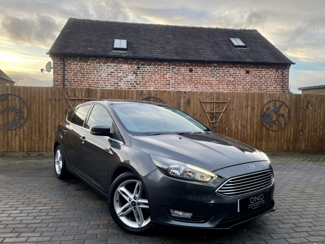 FORD FOCUS 1.0 T EcoBoost Zetec