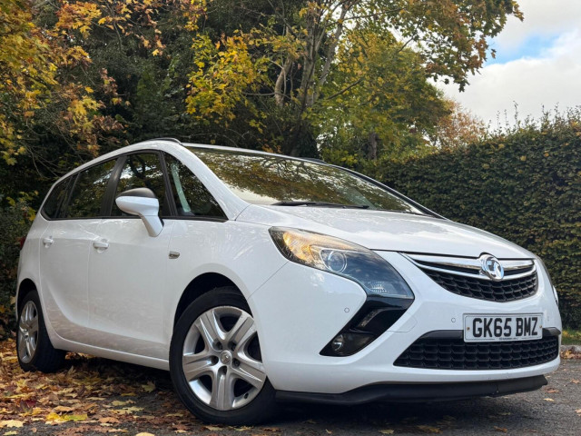 VAUXHALL ZAFIRA TOURER 1.4i Turbo Exclusiv Euro 6 5dr