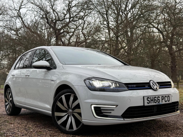 VOLKSWAGEN GOLF 1.4 TSI GTE DSG Euro 6 (s/s) 5dr