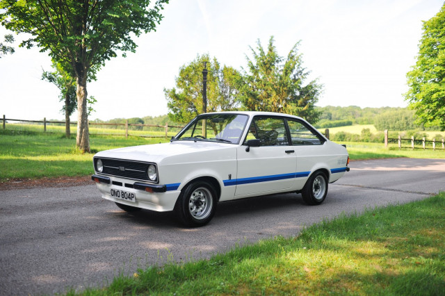 FORD ESCORT RS1800 Press Car