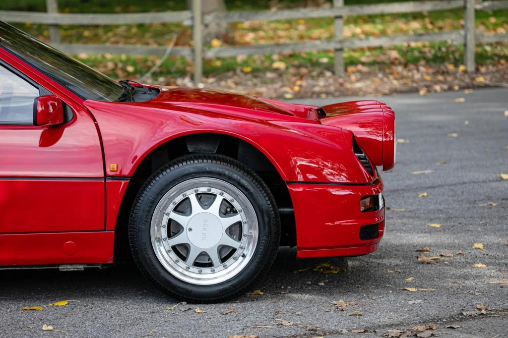 FORD RS200