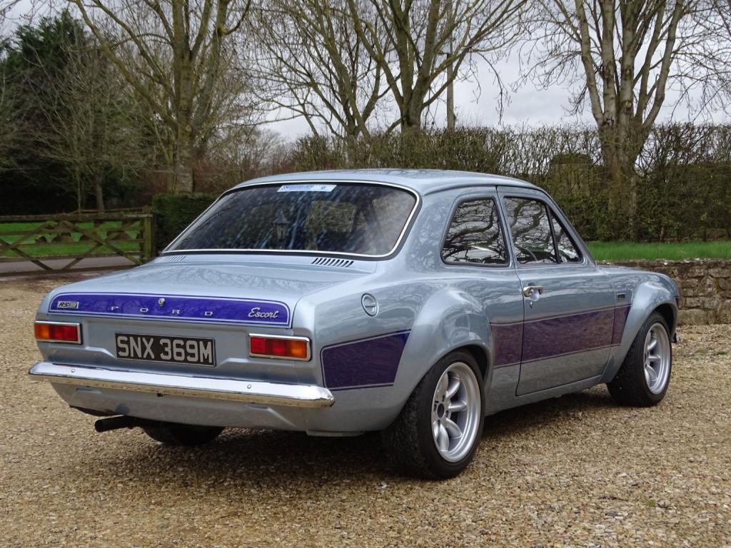FORD ESCORT