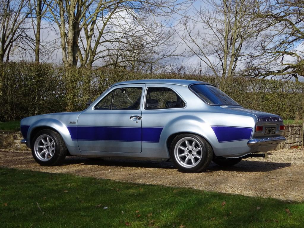 FORD ESCORT