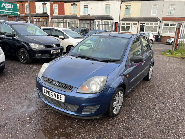 FORD FIESTA 1.25 Style 5dr