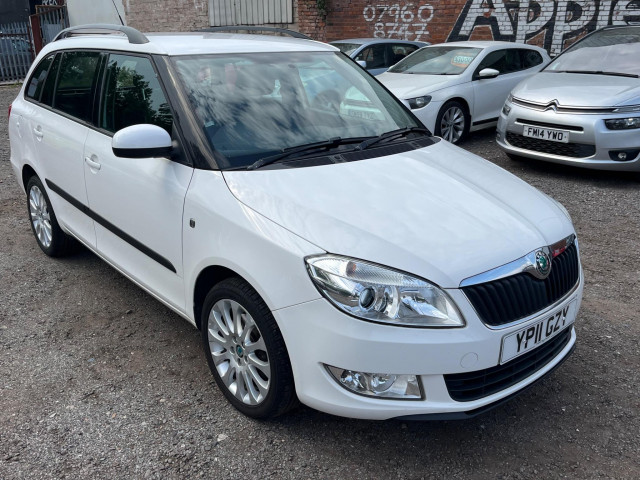 SKODA FABIA 1.2 TSI Elegance DSG Euro 5 5dr