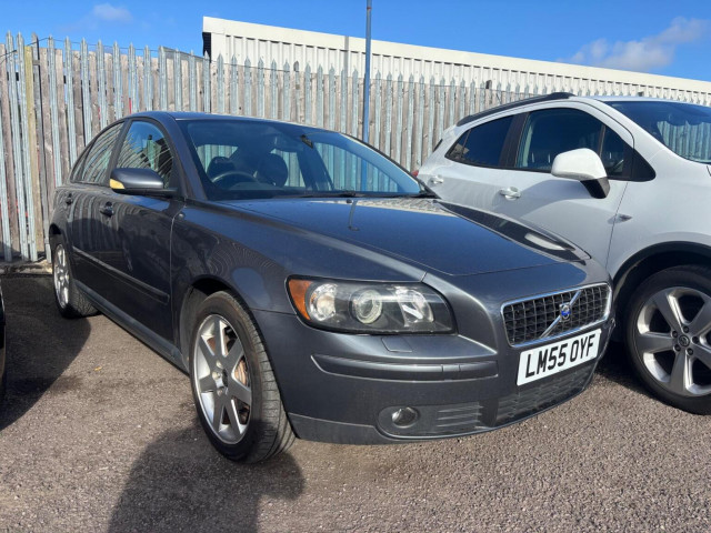 VOLVO S40