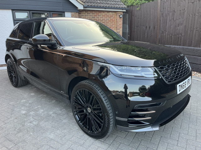 LAND ROVER RANGE ROVER VELAR 2.0 D180 R-Dynamic SE