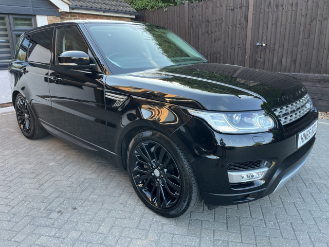 LAND ROVER RANGE ROVER SPORT 3.0 SD V6 HSE