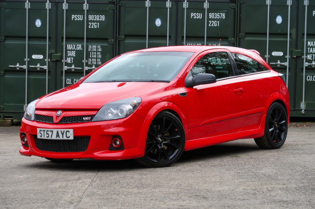 VAUXHALL ASTRA