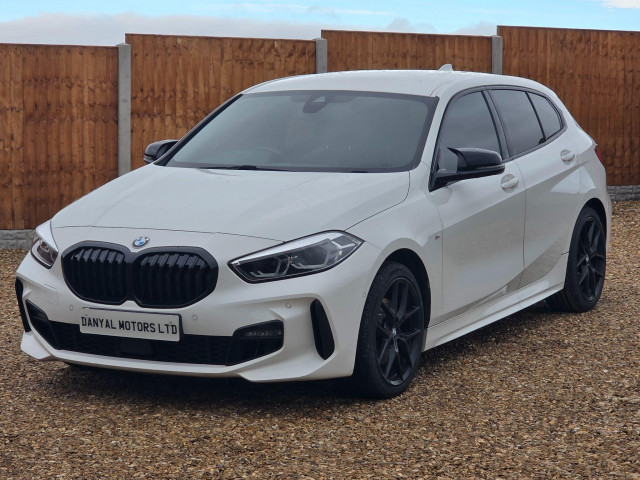 BMW 1 SERIES 1.5 118i Sport (LCP) DCT Euro 6 (s/s) 5dr