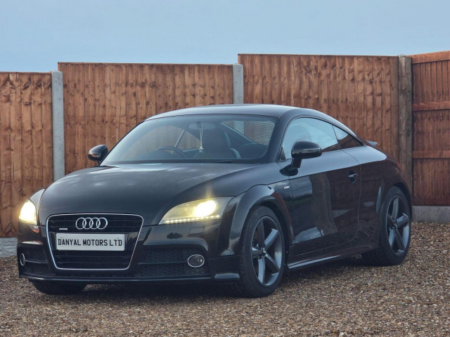 AUDI TT 2.0 TDI S line quattro Euro 5 3dr