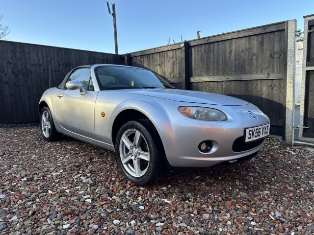 MAZDA MX-5 1.8 i
