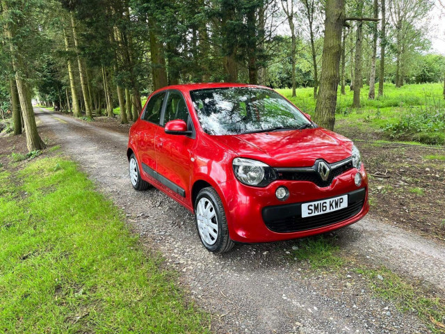 RENAULT TWINGO